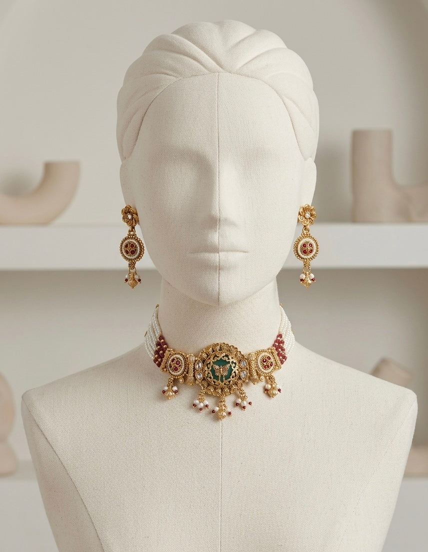 The Titli-e-Khaas Pearl Choker Set