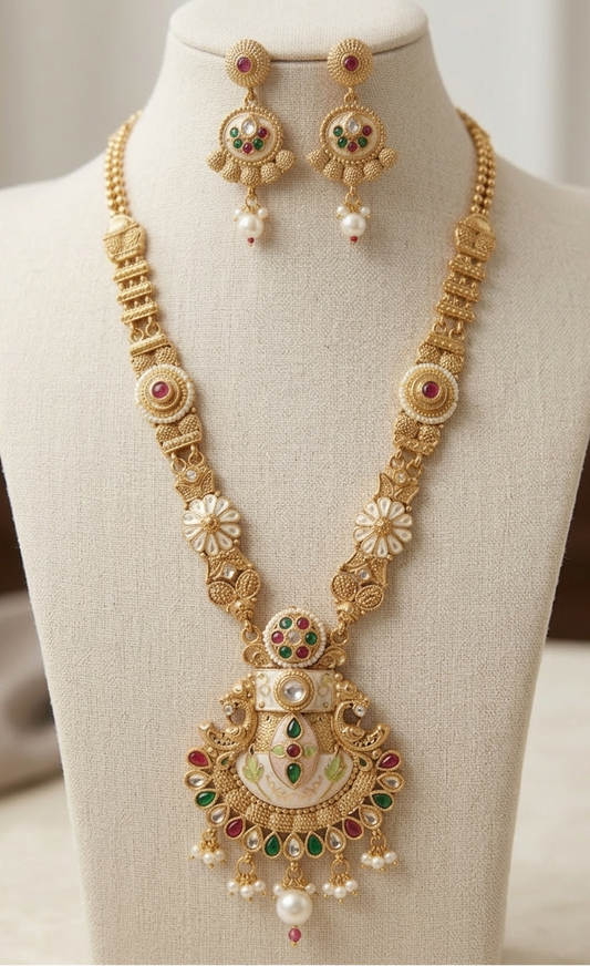The Shwet-Aura Heritage Rani Haar Set